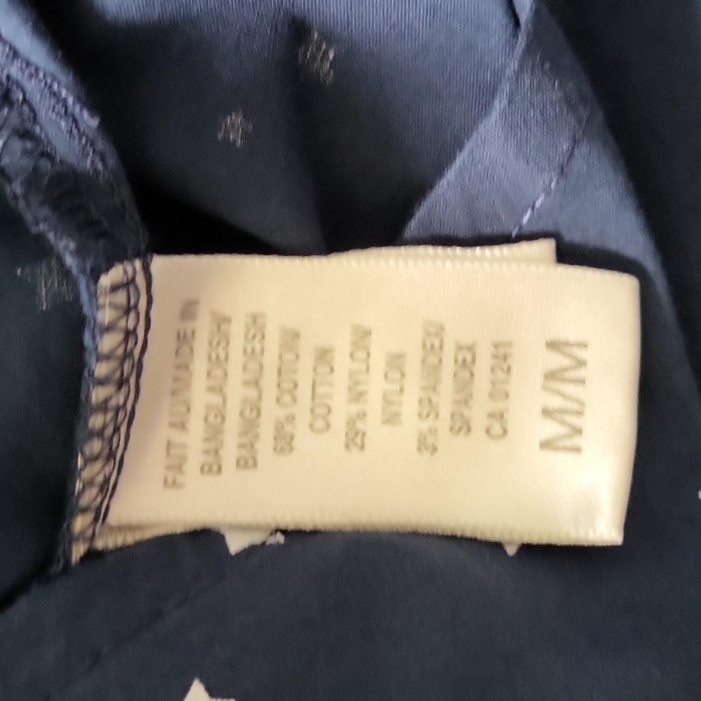 Sleeveless button up - Picture 6 of 7
